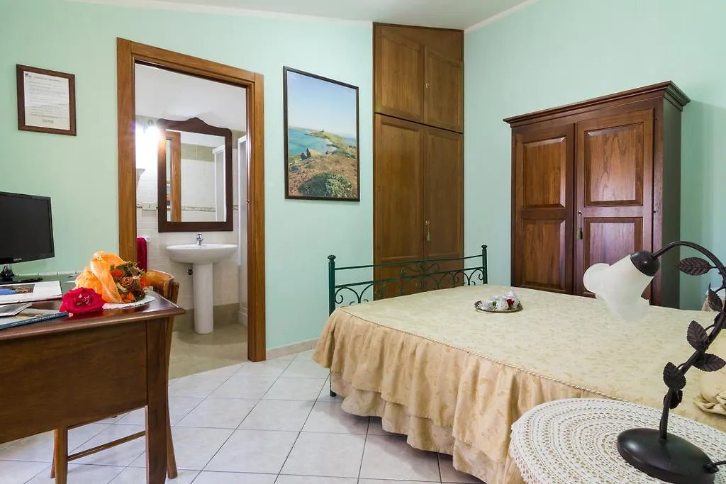 Casa Titti Bed & Breakfast Cabras